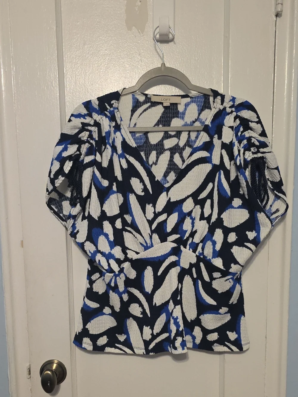 LOFT Navy, White & Blue Floral V-Neck Puff Sleeve Top